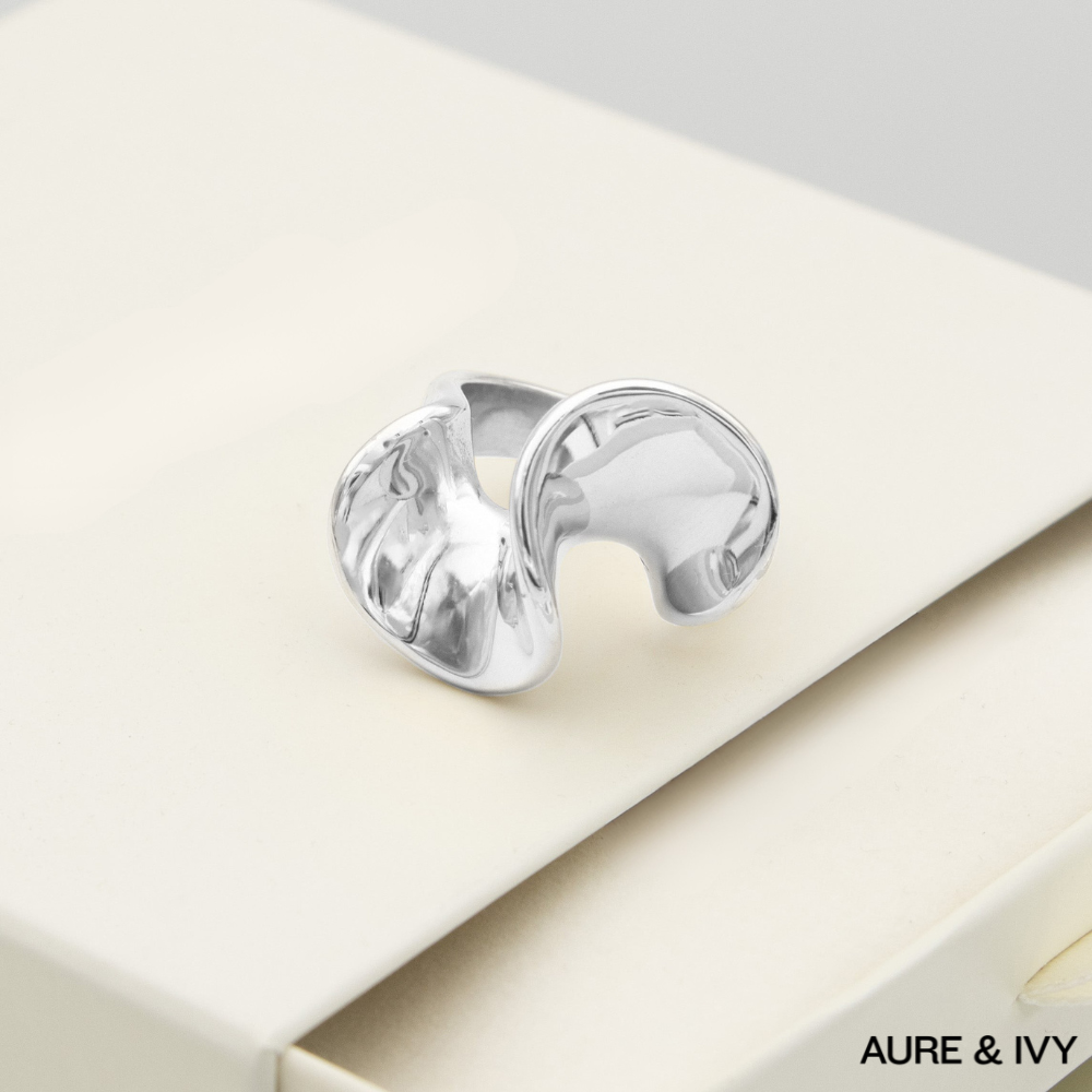 Juna Ring