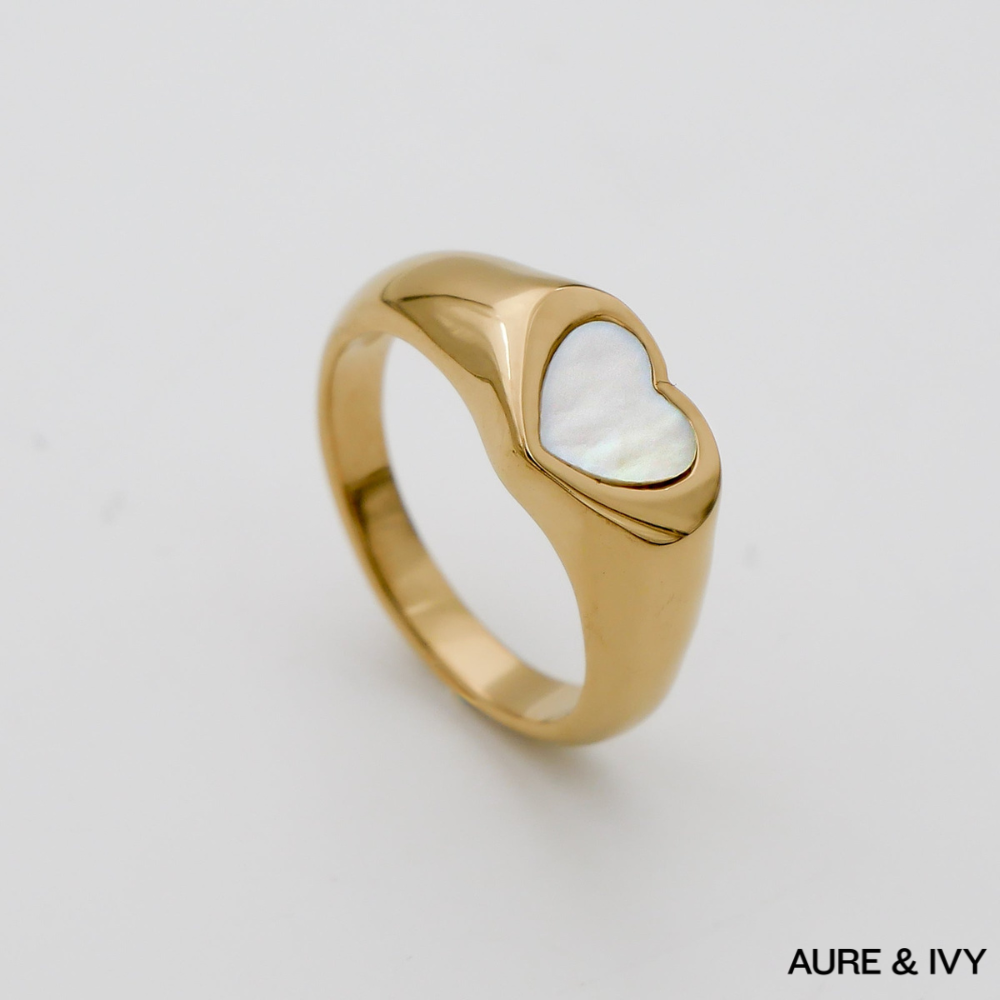 Amora Heart Ring