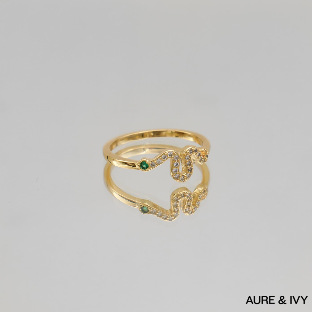 Emerald Serpent Ring