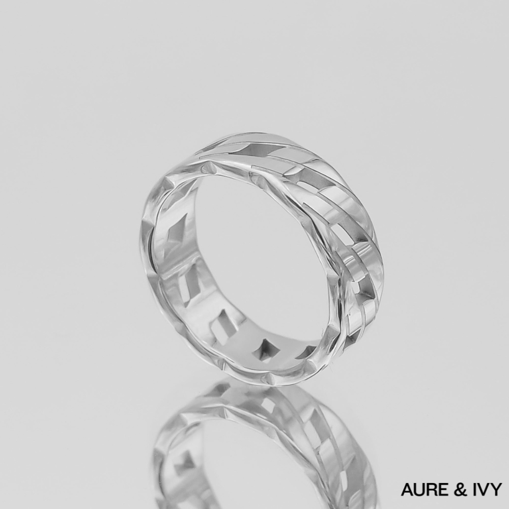 Ziva Curb Ring