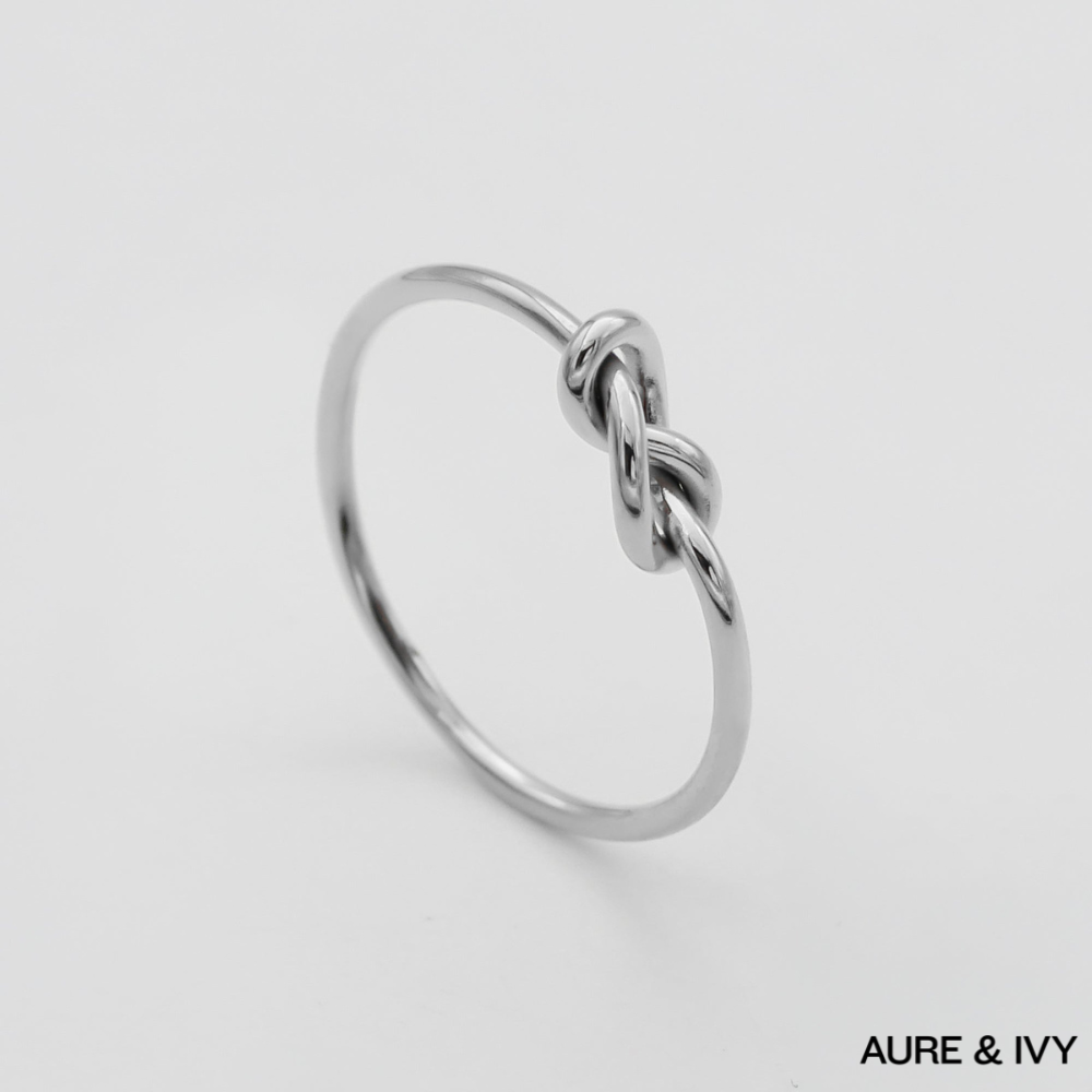 Lina Love Knot Ring