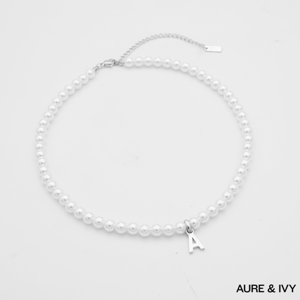 Maravie Initial Pearl Chain