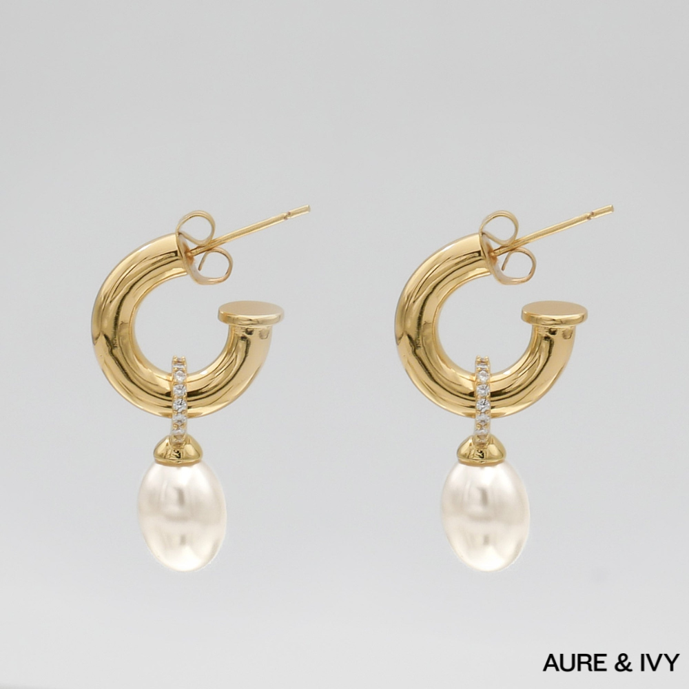 Elenore Pearl Drop Earrings