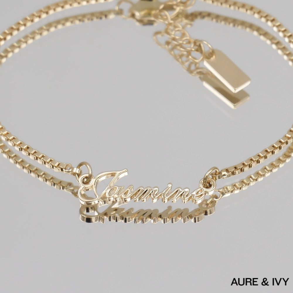 The Isla Name Bracelet