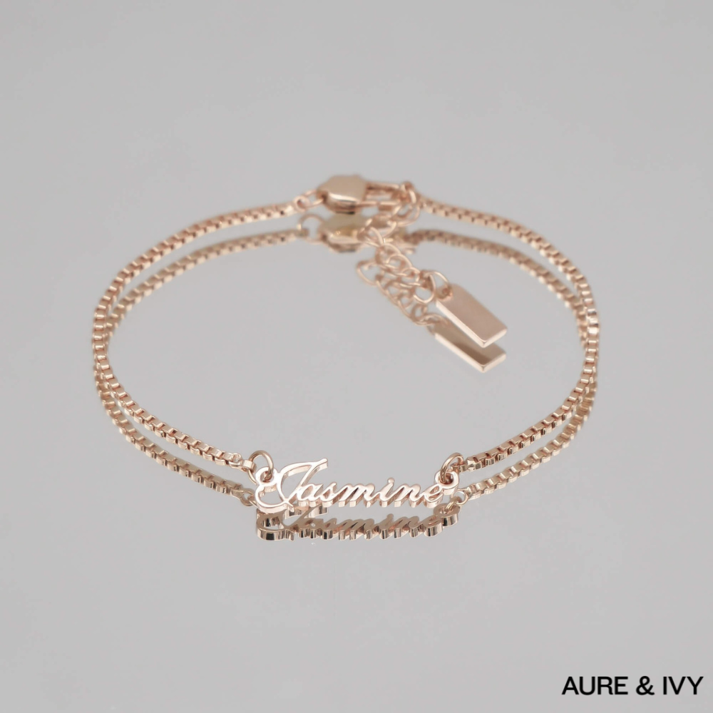 The Isla Name Bracelet