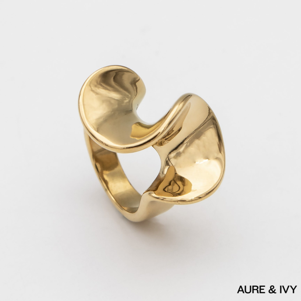 Juna Ring