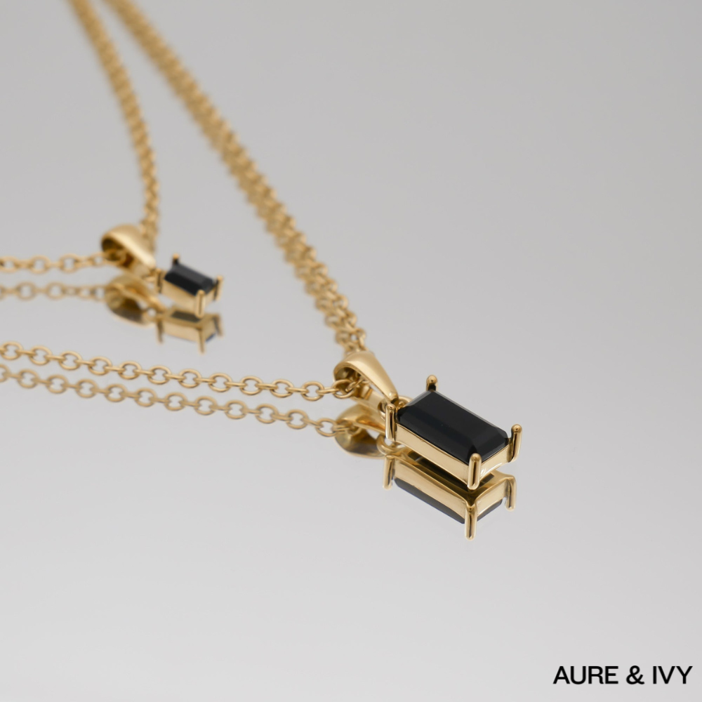 Noir Muse Necklace
