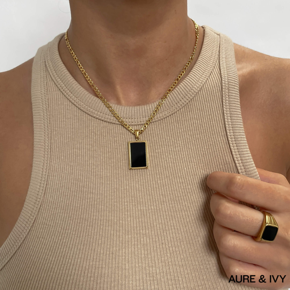 Saraya Onyx Tablet Necklace