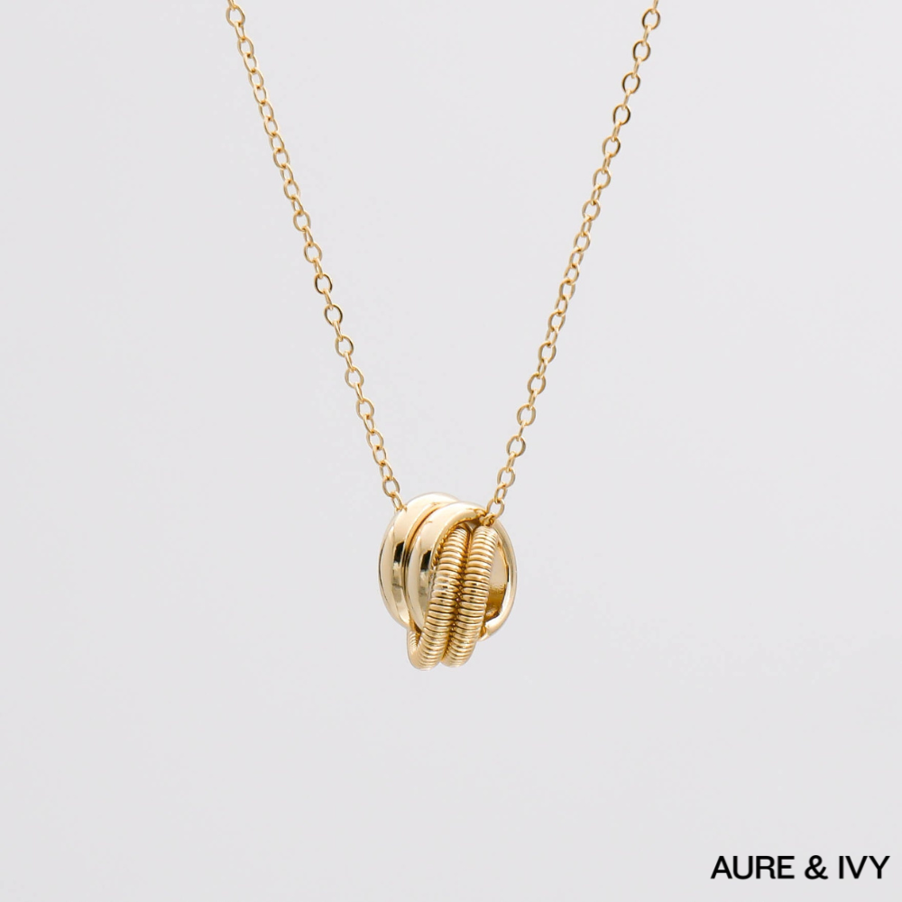 Kacie Contrast Knot Necklace