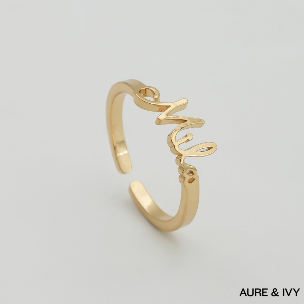 London Custom Name Ring
