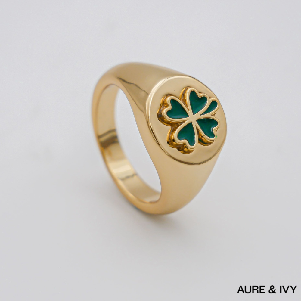 Four Leaf Clover Signet Ring