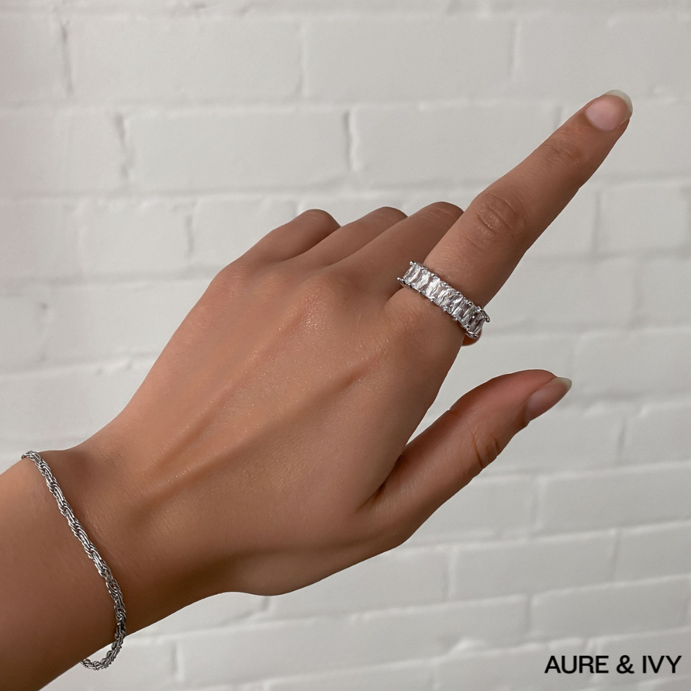 Raya Shine Ring
