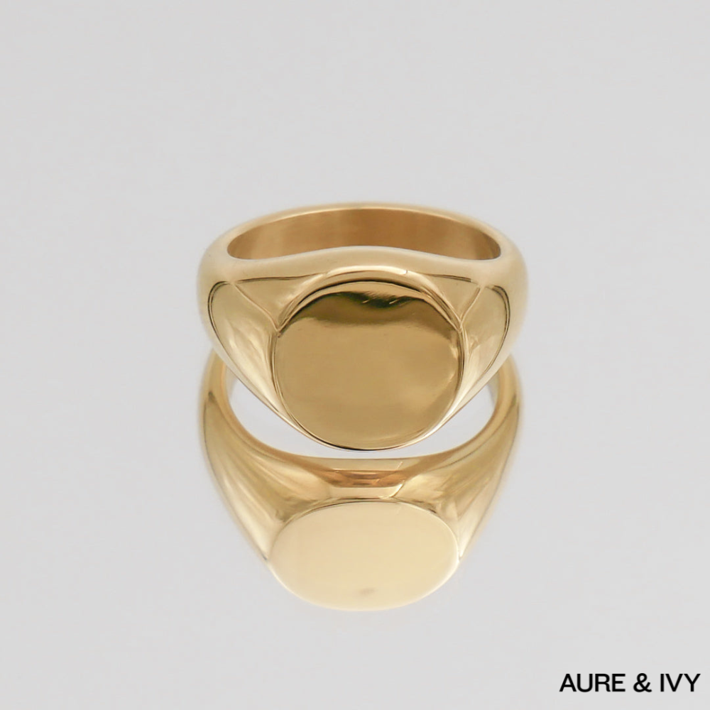 Arden Signet Ring