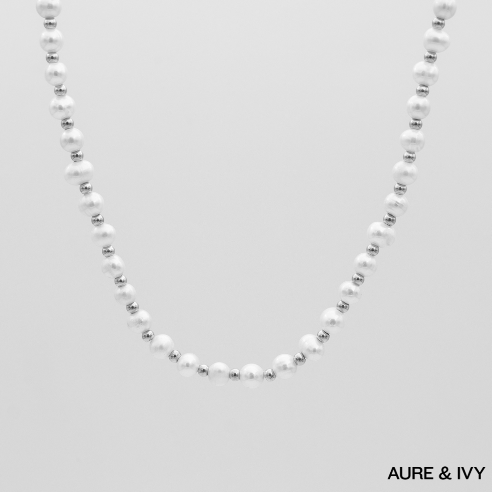 Veraine Pearl Garland
