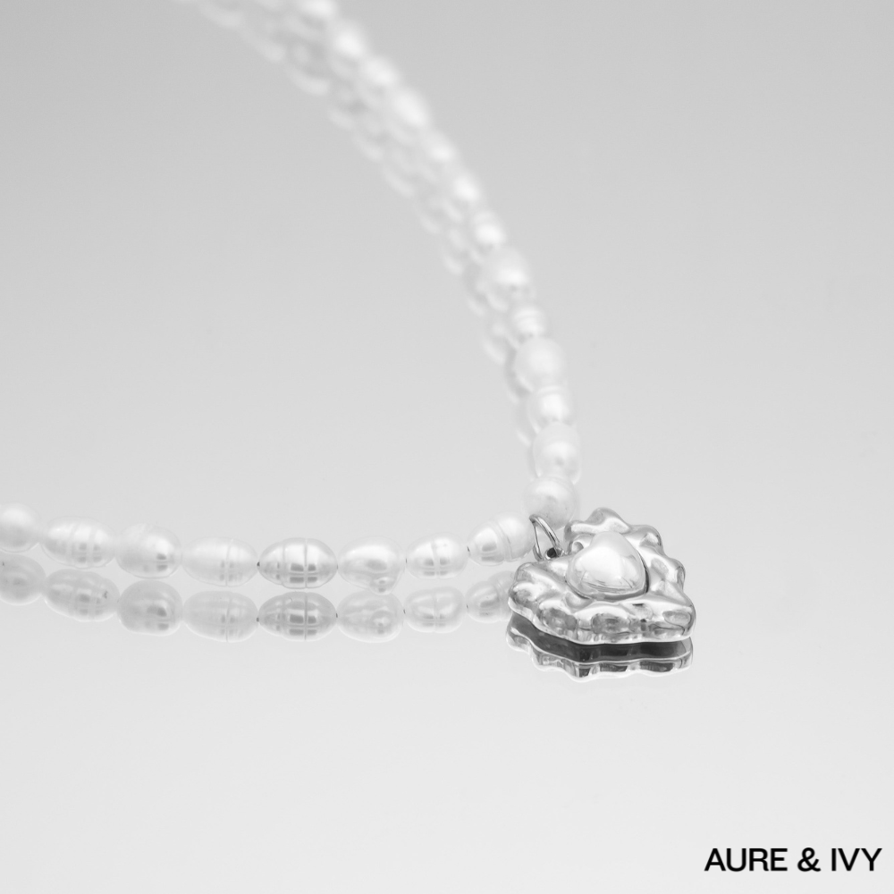 Marais Pearl Necklace