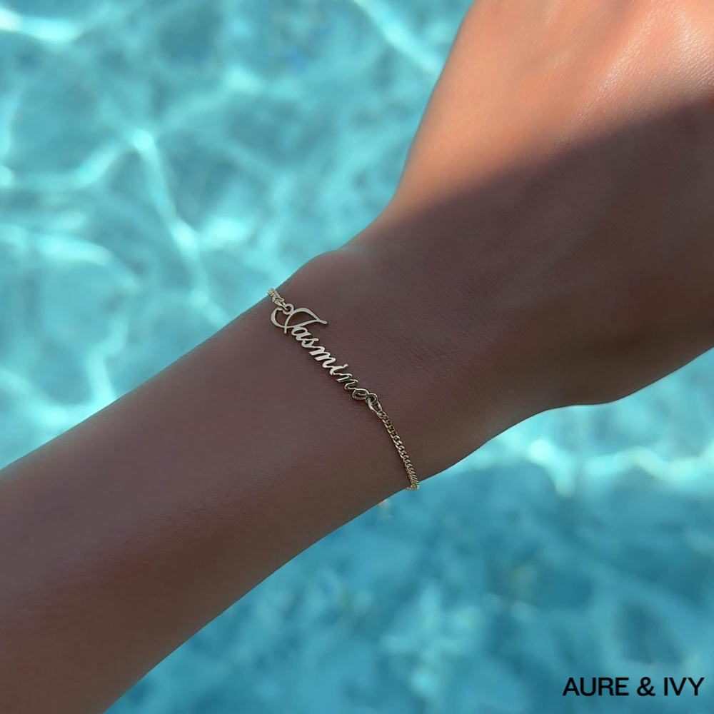 The Isla Name Bracelet
